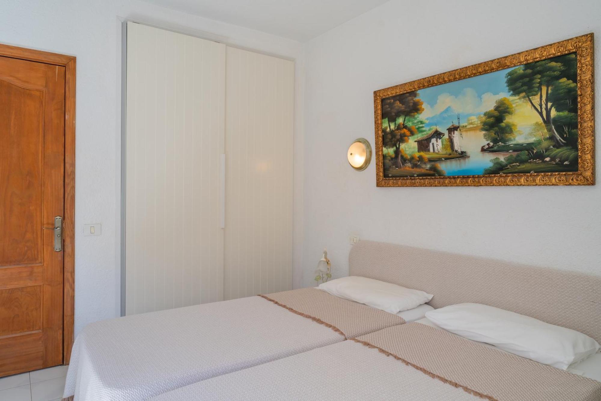 Apartments In Los Cristianos, Tenerife, Canary Islands Лос Кристианос Экстерьер фото